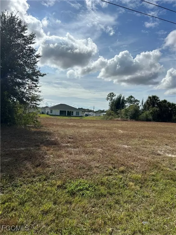 Cape Coral, FL 33909,1424 NE 33rd ST