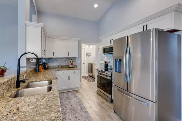 Cape Coral, FL 33993,1013 NW 32nd PL