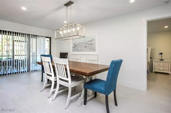 Sanibel, FL 33957,5117 Sea Bell RD #E103