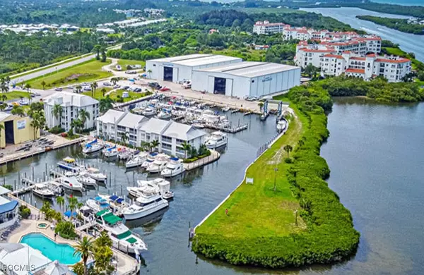 Placida, FL 33946,2 Davit CT