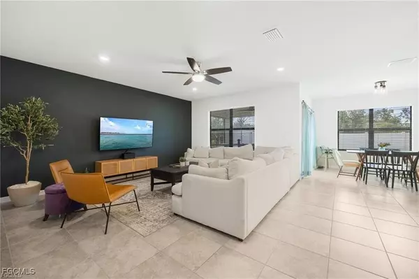 North Fort Myers, FL 33917,10882 Firebush CIR