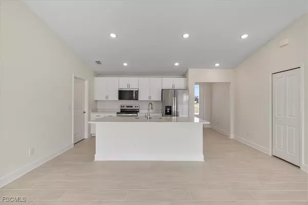 Cape Coral, FL 33993,1104 NW 17th ST