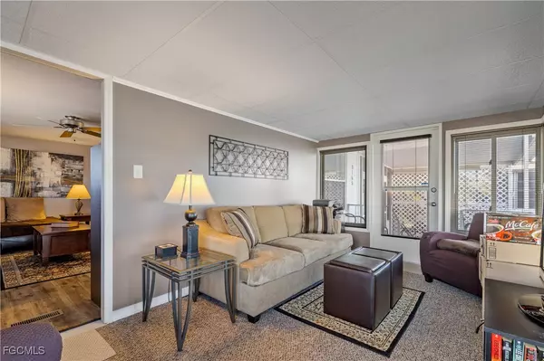 North Fort Myers, FL 33903,3165 Mercury LN