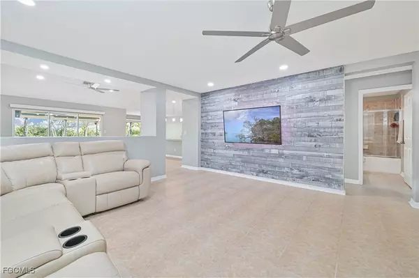 Punta Gorda, FL 33955,16320 Quesa DR