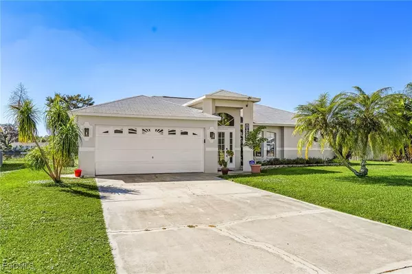10250 Sandy Hollow LN, Bonita Springs, FL 34135