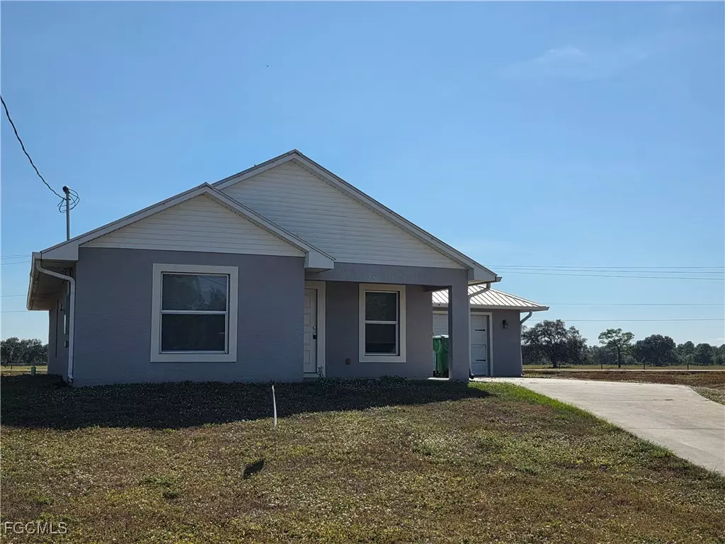 Labelle, FL 33935,5010 Dolphin CT