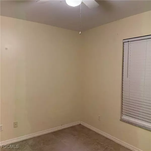 Lehigh Acres, FL 33973,4707 25th ST SW