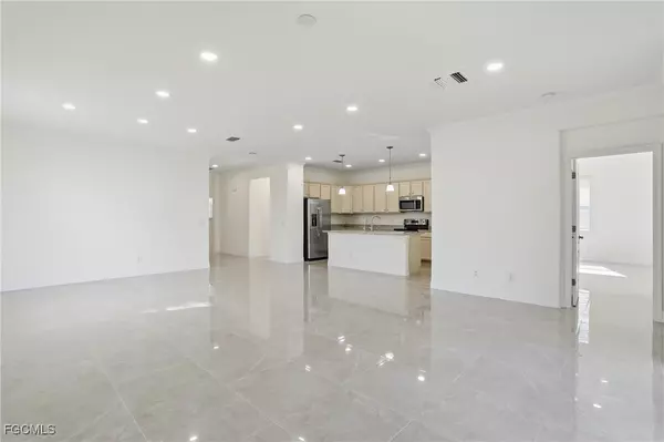 Naples, FL 34120,2251 Dancy ST