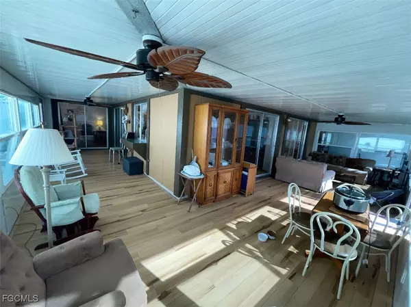 Lehigh Acres, FL 33936,18424 Orangecrest CT