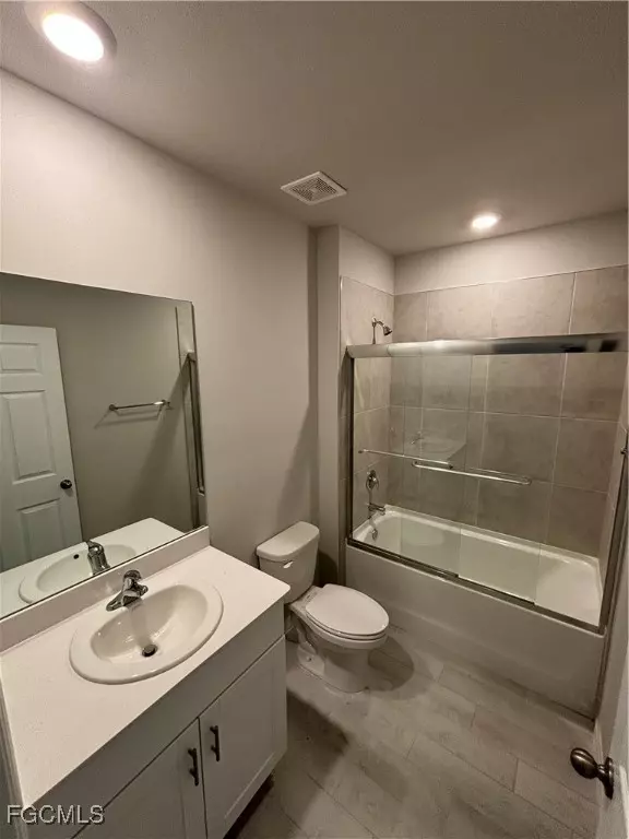 North Fort Myers, FL 33917,20461 Camino Torcido LOOP