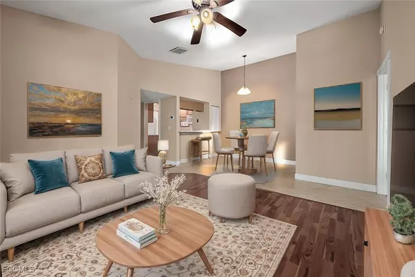 8121 S Woods CIR #8, Fort Myers, FL 33919