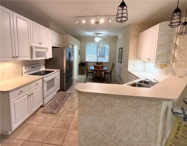 Fort Myers, FL 33907,14255 Reflection Lakes DR