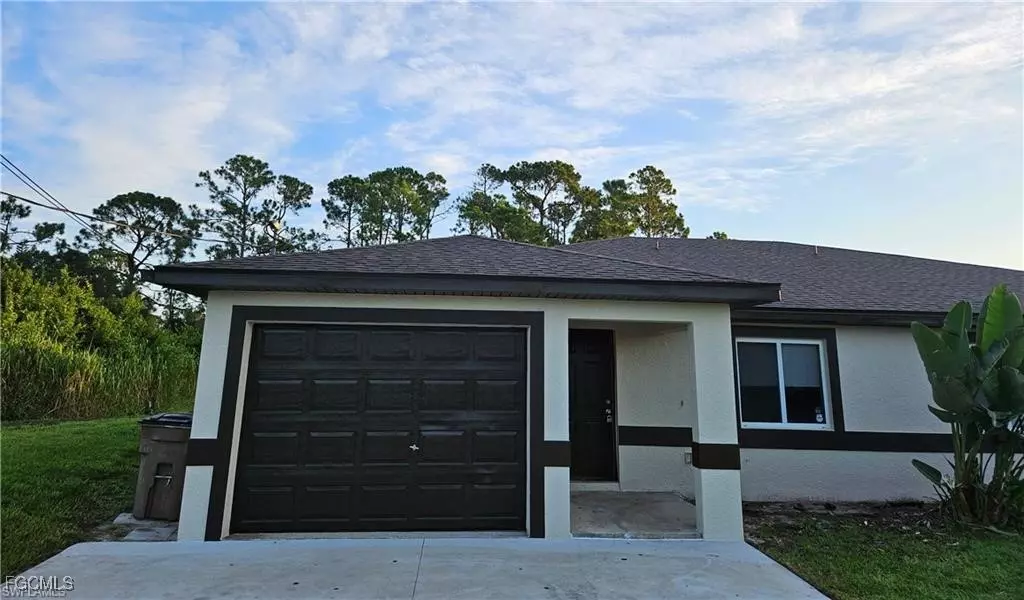 Lehigh Acres, FL 33973,4752 Golfview BLVD