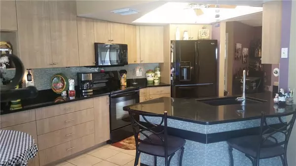 Cape Coral, FL 33990,1913 SE 16th ST