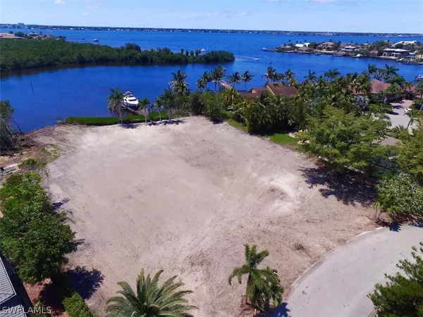 Fort Myers, FL 33919,6911 Deep Lagoon LN