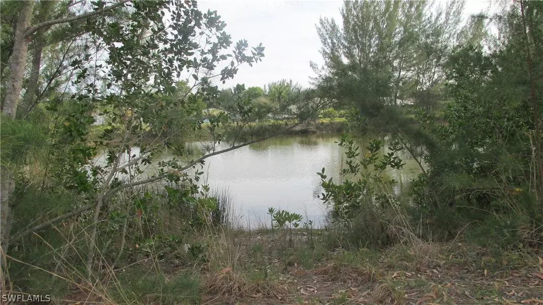 3221 Eighth AVE, St James City, FL 33956