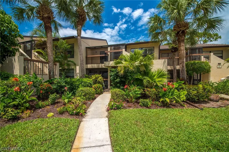 1820 Kings Lake BLVD #204, Naples, FL 34112