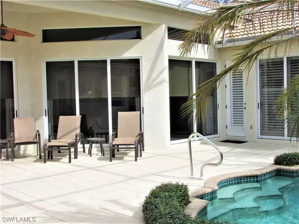 Bonita Springs, FL 34134,27568 Riverbank DR