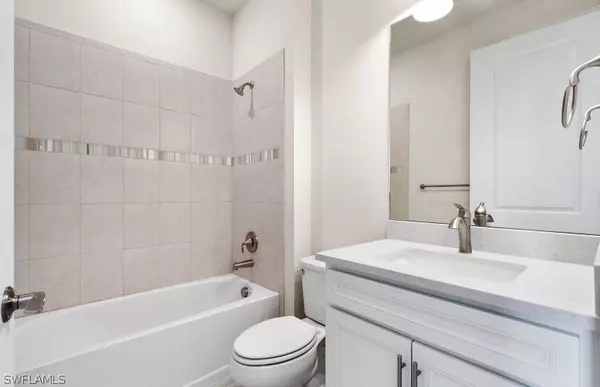 Alva, FL 33920,16495 Windsor WAY