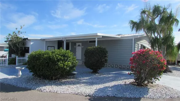 3032 Bounty LN, St James City, FL 33956