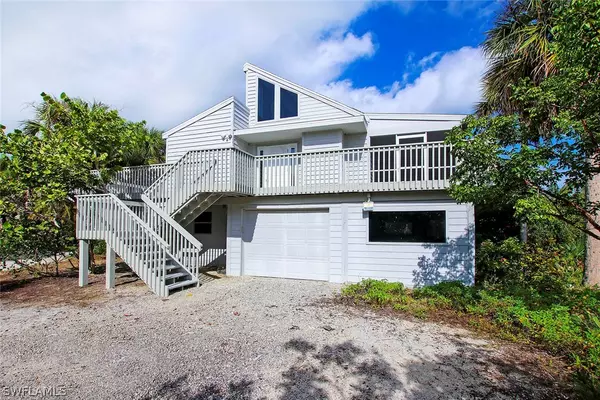 934 Cormorant CIR, Sanibel, FL 33957