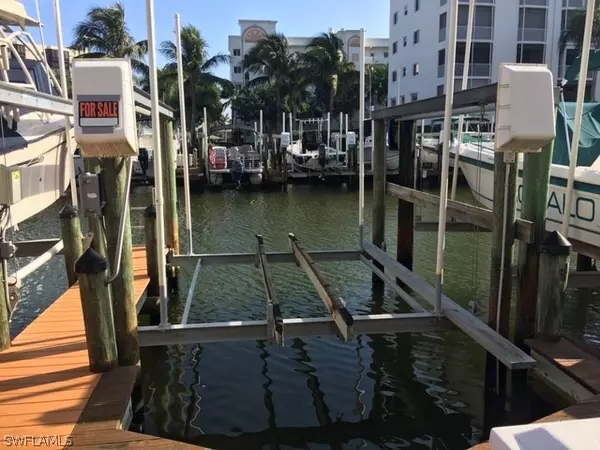 118 Boat Dock, Fort Myers Beach, FL 33931