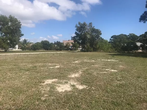 St James City, FL 33956,3779 SNOWBIRD LN