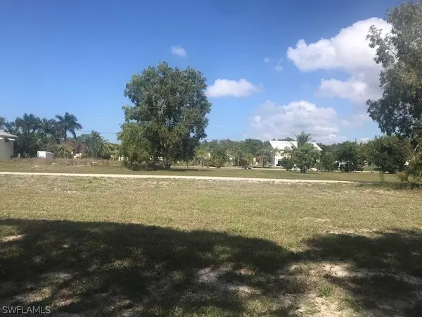 St James City, FL 33956,3779 SNOWBIRD LN