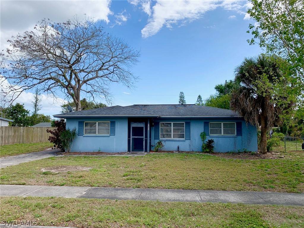 983 Narcissus ST, North Fort Myers, FL 33903