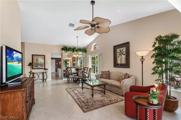 Bonita Springs, FL 34135,13360 Southampton DR