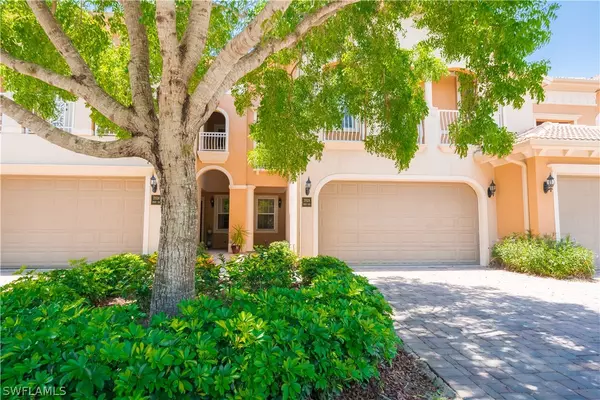 Estero, FL 33928,21524 Taft CT #102