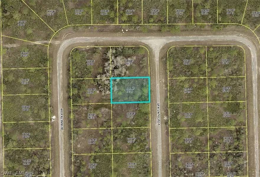 2155 Viscount AVE, Lehigh Acres, FL 33972