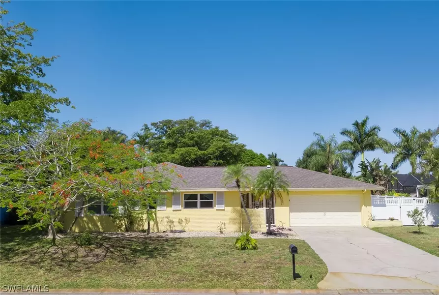 5314 Chippendale CIR E, Fort Myers, FL 33919