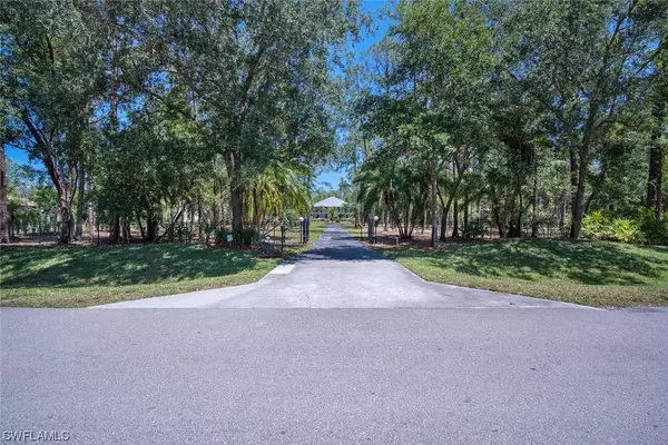 Naples, FL 34109,6511 Sable Ridge LN