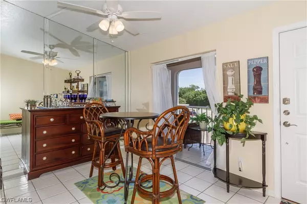 Naples, FL 34108,886 Tanbark DR #202