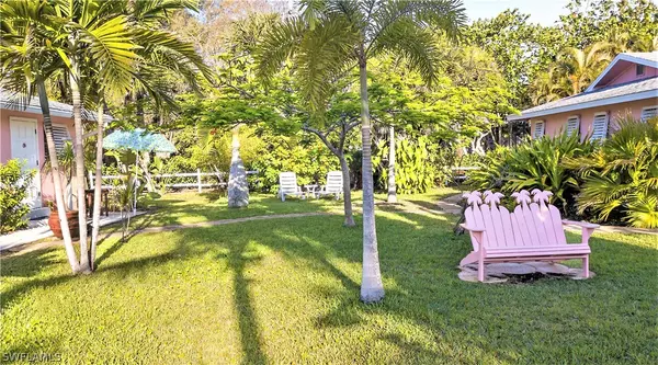 Sanibel, FL 33957,1389+1399 Tahiti DR