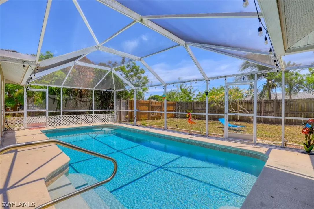 Cape Coral, FL 33990,314 SE 22nd ST