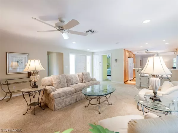 Sanibel, FL 33957,1068 White Ibis DR