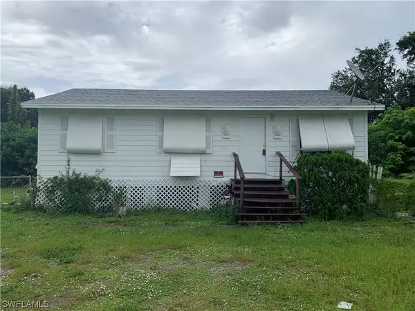 Alva, FL 33920,23210 Avenue B