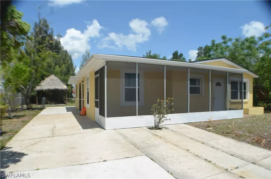 43 Abaco ST, Lehigh Acres, FL 33936