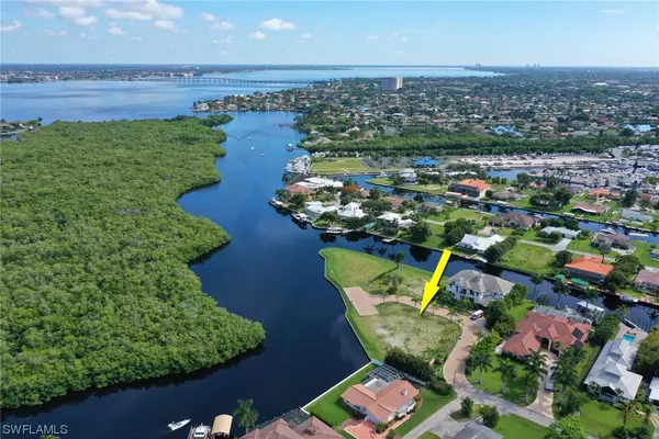 Fort Myers, FL 33919,14210 Bay DR