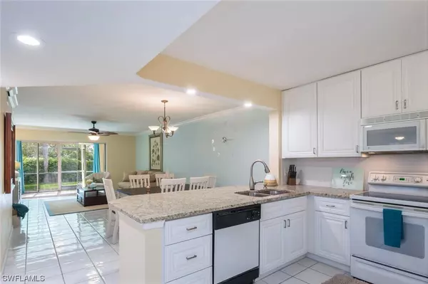 Naples, FL 34109,7755 Jewel LN #101