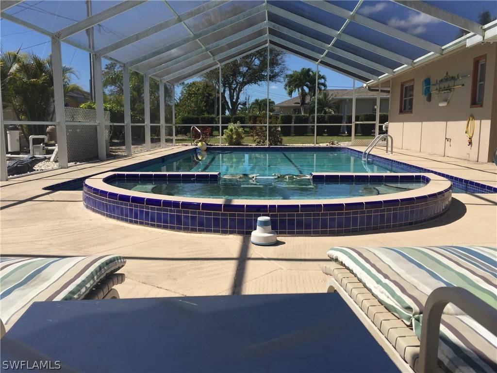 628 SE 21st ST, Cape Coral, FL 33990