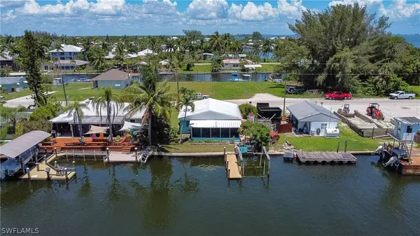 St James City, FL 33956,2181 OLEANDER ST