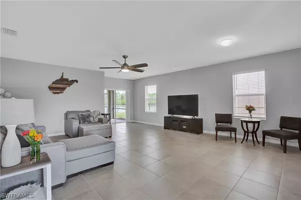 Cape Coral, FL 33909,2707 Tarragona CT