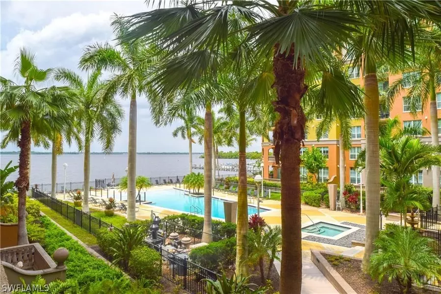 2825 Palm Beach BLVD #206, Fort Myers, FL 33916