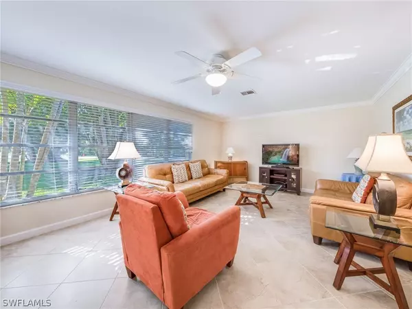 Sanibel, FL 33957,543 Boulder DR