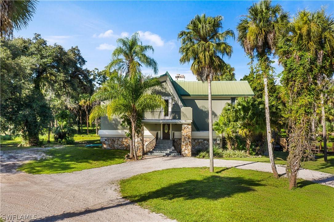 5121 Muddy LN, Fort Myers, FL 33905