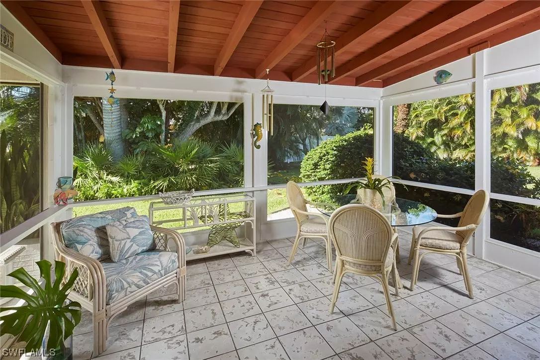 Naples, FL 34102,1829 Mandarin RD