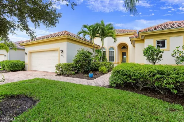 9303 Marble Stone DR, Naples, FL 34120